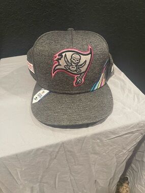 New Era Gray Heather Snapback Hat with Pink and Multicolor Accent